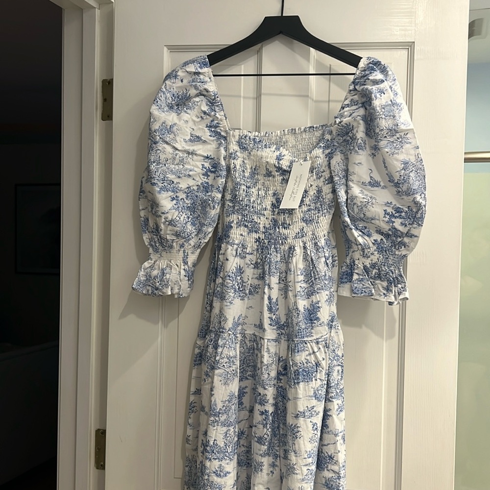 Nothing fits but —kiko dress NWT